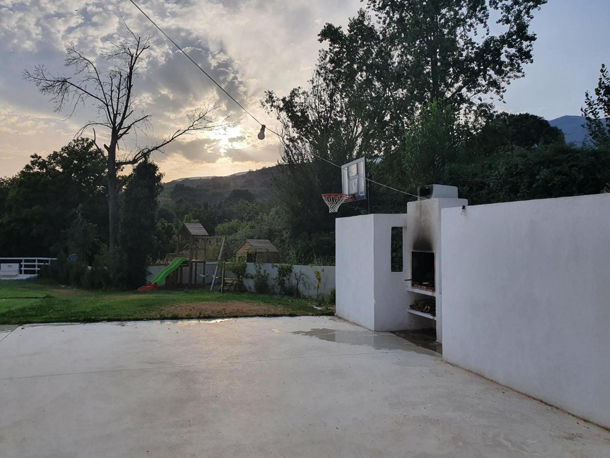 Villa De Lujo En Jarandilla خارانديا دي لا فيرا المظهر الخارجي الصورة